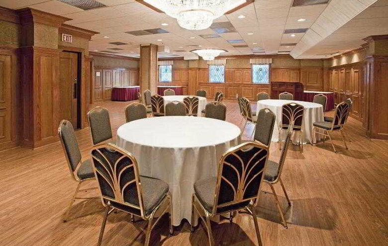 Crowne Plaza Hotel St. Louis - Clayton