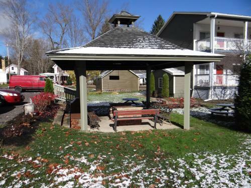 Edelweiss Ski Lodge