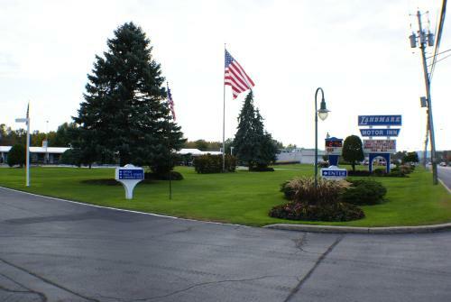Landmark Motor Inn