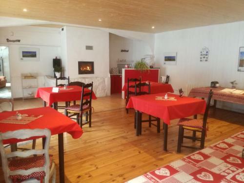Hostal Sas L Acacia