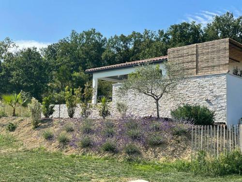 Villa de Vacances Avec Piscine Lussan(Proche Uzes)