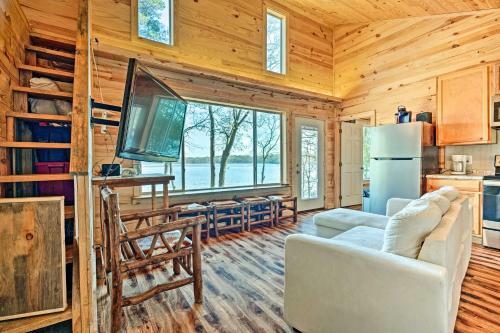 Crockett Lakeside Hideaway With Deck - 12 Mi To Town