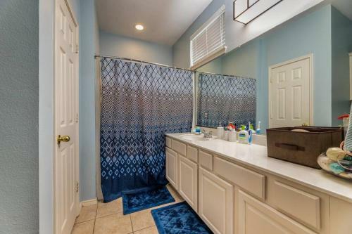Apartamento Spacious 3 Bedroom Home! Close To Six Flags!