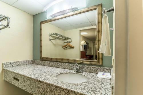 Motel 6 Kenly