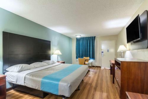 Motel 6 Kenly