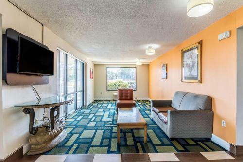 Motel 6 Kenly