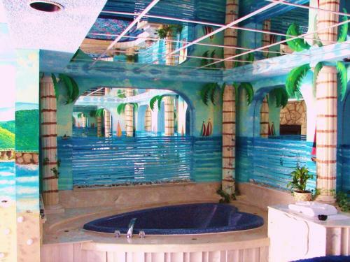 Gallery Holiday Motel