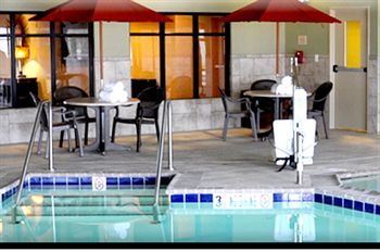 Hotel Little Missouri Inn & Suites
