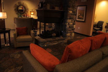 Hotel Little Missouri Inn & Suites