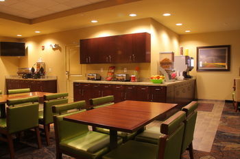Hotel Little Missouri Inn & Suites