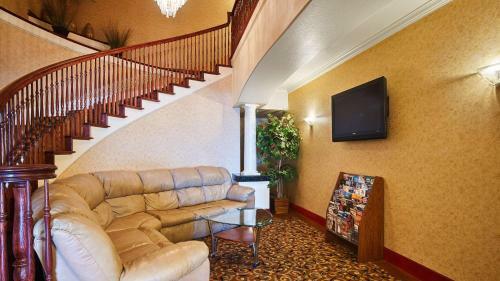Hotel Best Western Inn & Suites - Henrietta