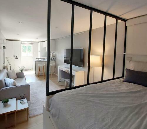 Apartamento Charmant Studio Sur Cour � Saint-rambert Lyon 9e