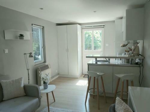 Apartamento Charmant Studio Sur Cour � Saint-rambert Lyon 9e