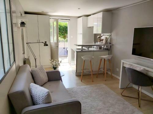 Apartamento Charmant Studio Sur Cour � Saint-rambert Lyon 9e