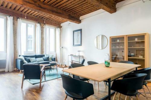 Apartamento Large And Beautiful Appartement In The Hyper-centre