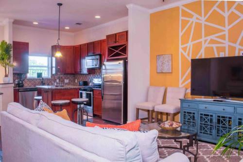 Apartamento New Modern Townhome Near Downtown Private Garage