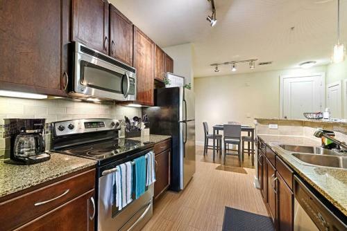Apartamento 1 Br Dallas Suite,central Location For Activities