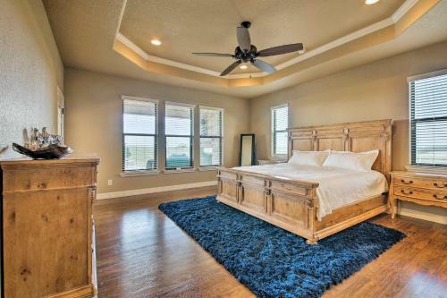 Upscale La Vernia House 30 Mi To San Antonio