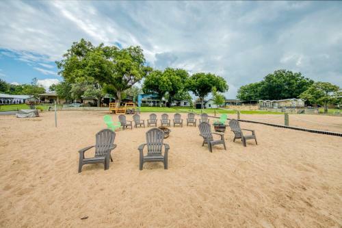 River Oaks Lookout - Unit A