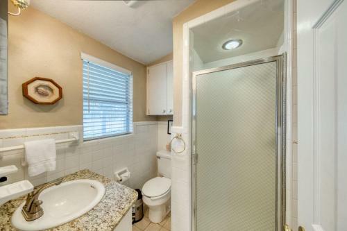 River Oaks Lookout - Unit A