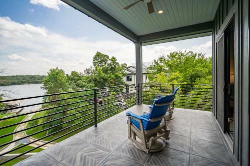 Wake And Roll Plus - The Ultimate Luxury Lake Lbj Escape