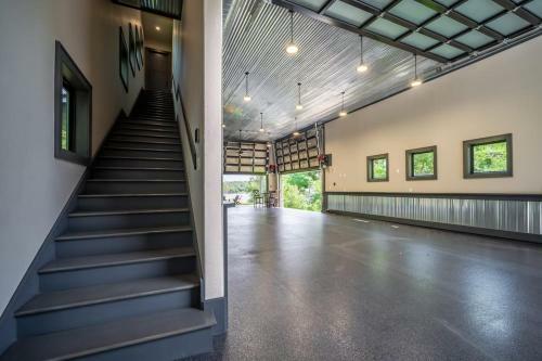 Wake And Roll Plus - The Ultimate Luxury Lake Lbj Escape