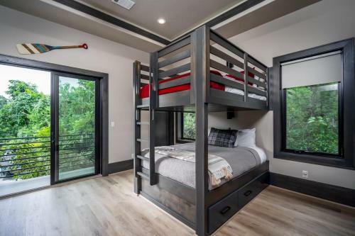 Wake And Roll Plus - The Ultimate Luxury Lake Lbj Escape