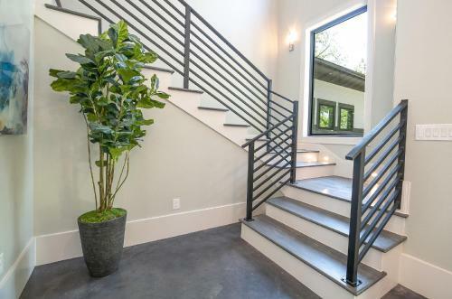 Wake And Roll Plus - The Ultimate Luxury Lake Lbj Escape