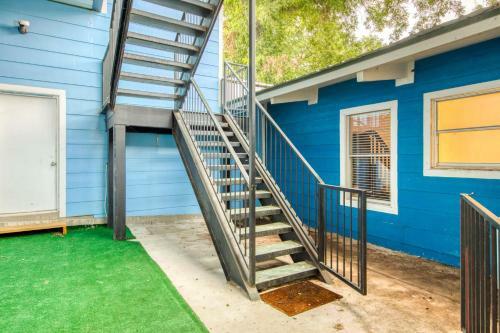 River Oaks Lookout - Unit B