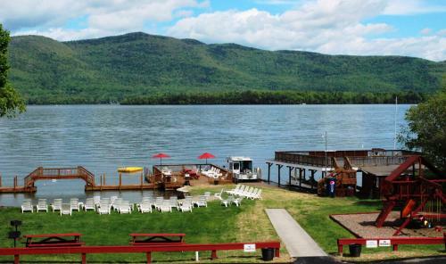 Hotel Flamingo Resort On Lake George