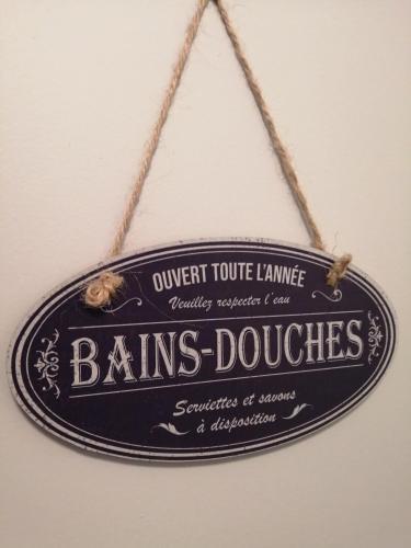 La Maison Des Rosiers