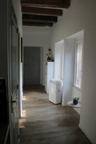 Petit Maison Chaleureuse Dans Le Vallon