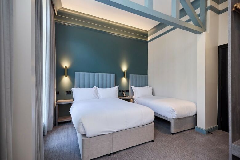 The Edwin Hotel