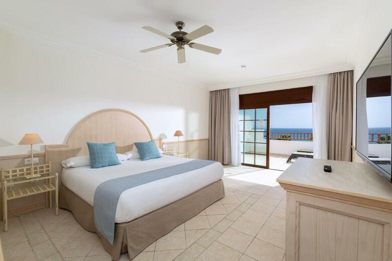 Hotel Gran Castillo Tagoro - Family & Fun Playa Blanca