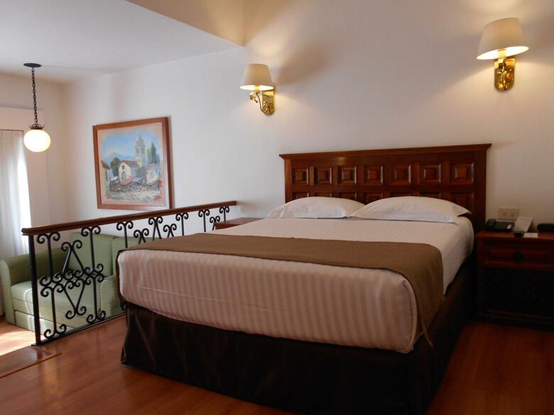 Hotel De Mendoza