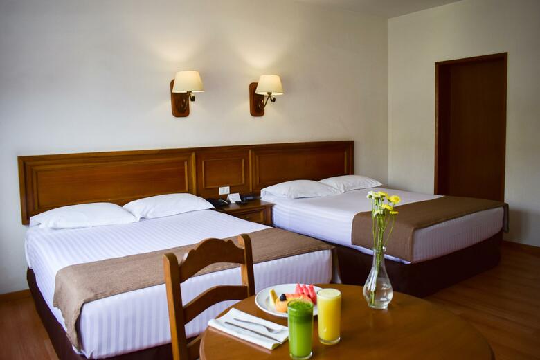 Hotel De Mendoza