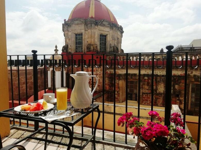 Hotel De Mendoza
