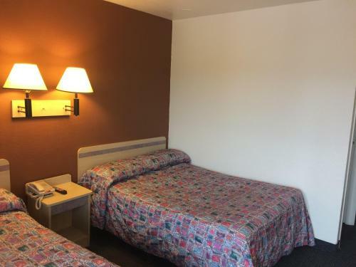 Motel 6 Raton