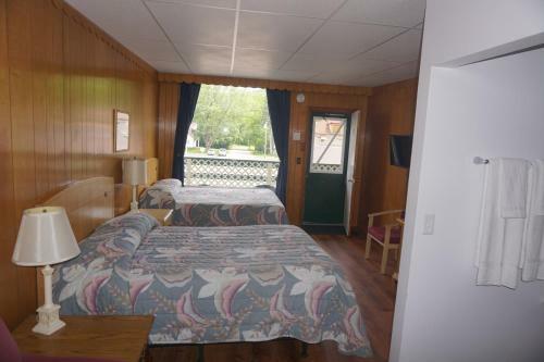 Northern Peaks Motor Inn