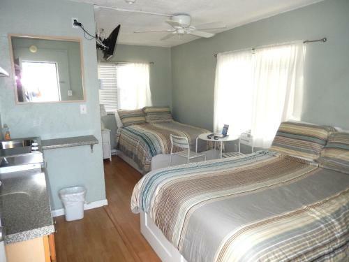 Motel Sifting Sands Hotel
