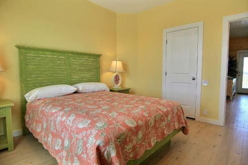 Port Aransas Escapes - Gulfwaters Beachfront Resort 101