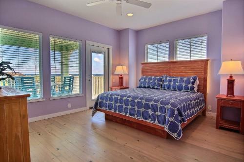Port Aransas Escapes - Gulfwaters Beachfront Resort 101