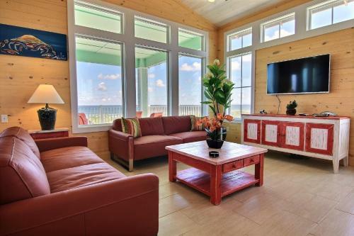 Port Aransas Escapes - Gulfwaters Beachfront Resort 101