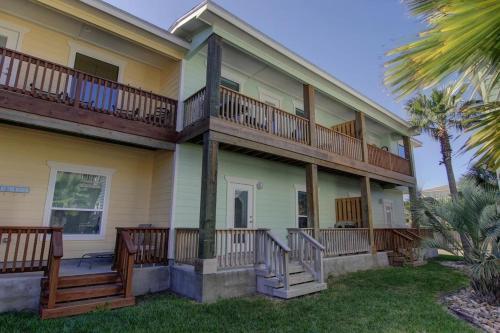Ra-11- The Tranquil Turtle Townhouse