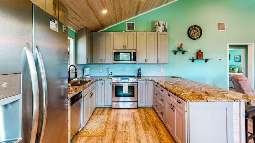 Gu321 Vacation Station Home
