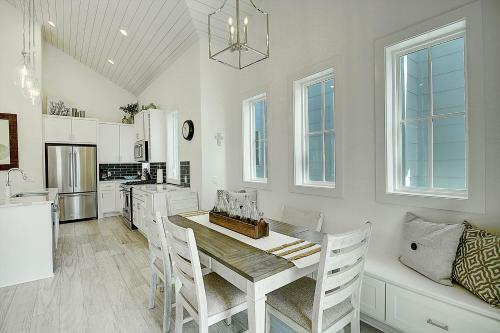 Coconut Cottage 244 Br