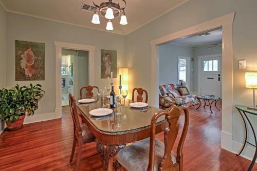 Quaint Houston Hideaway With Yard Less Than 3 Mi To Downtown