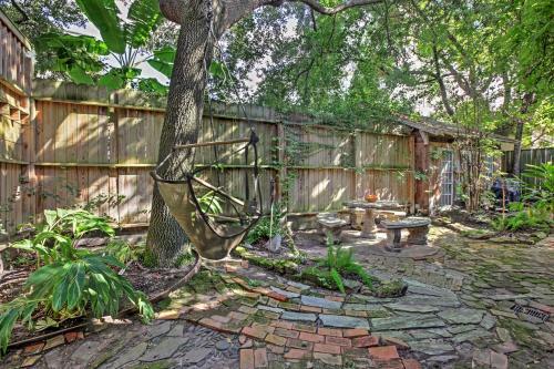 Quaint Houston Hideaway With Yard Less Than 3 Mi To Downtown