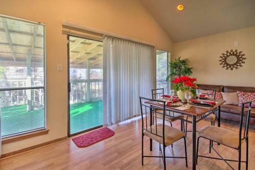 Apartamento Houston Apt With Private Balcony 14 Mi To Downtown!