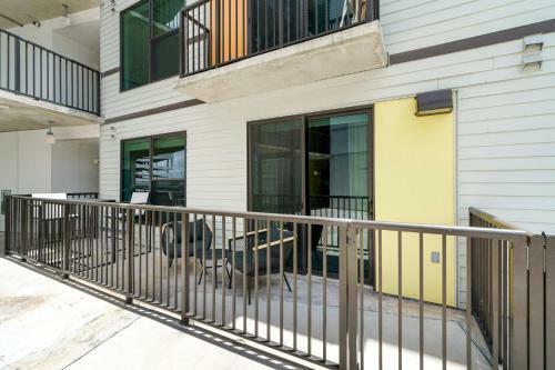 Apartamento Lodgeur At Mid Main Lofts